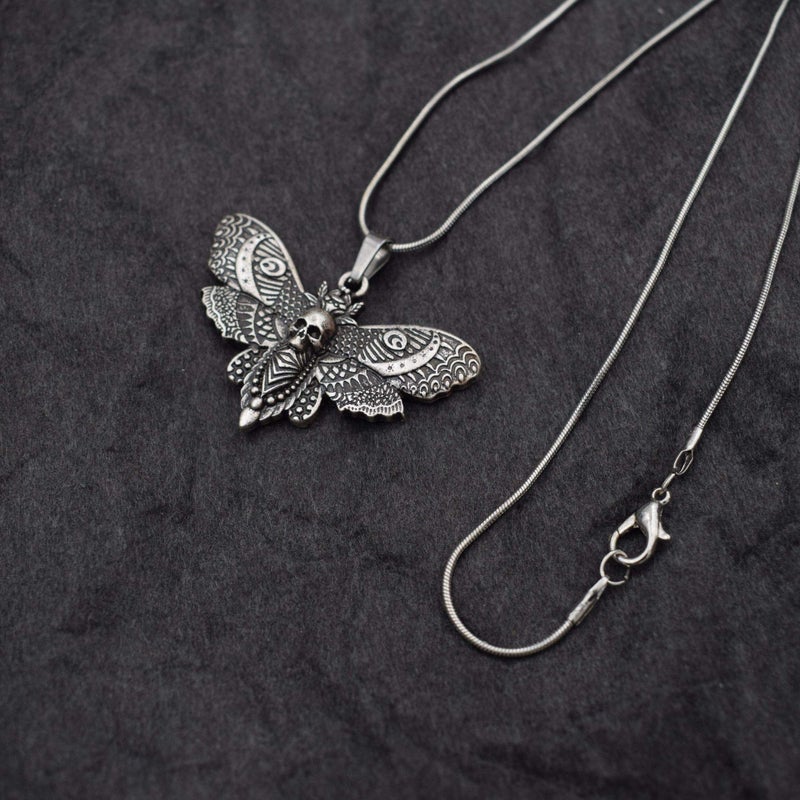 SanLan Big Skull and Dead Moth Head Insect Jewellery Butterfly Pendant Necklace (Silver & Style 2) - Image 5